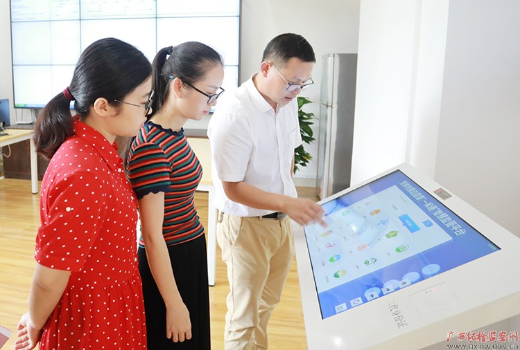 崇左:打造“一库通”智慧监管平台,实施抵边监督助推边境脱贫